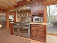 8_Chefs-kitchen